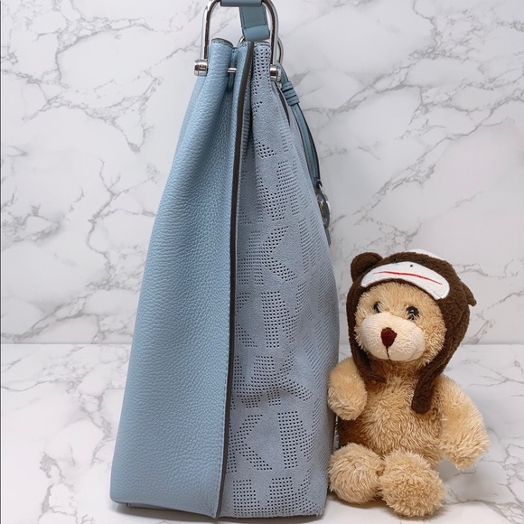 Michael Kors Joan Large Slouchy Shoulder Bag - Picture 3 of 9